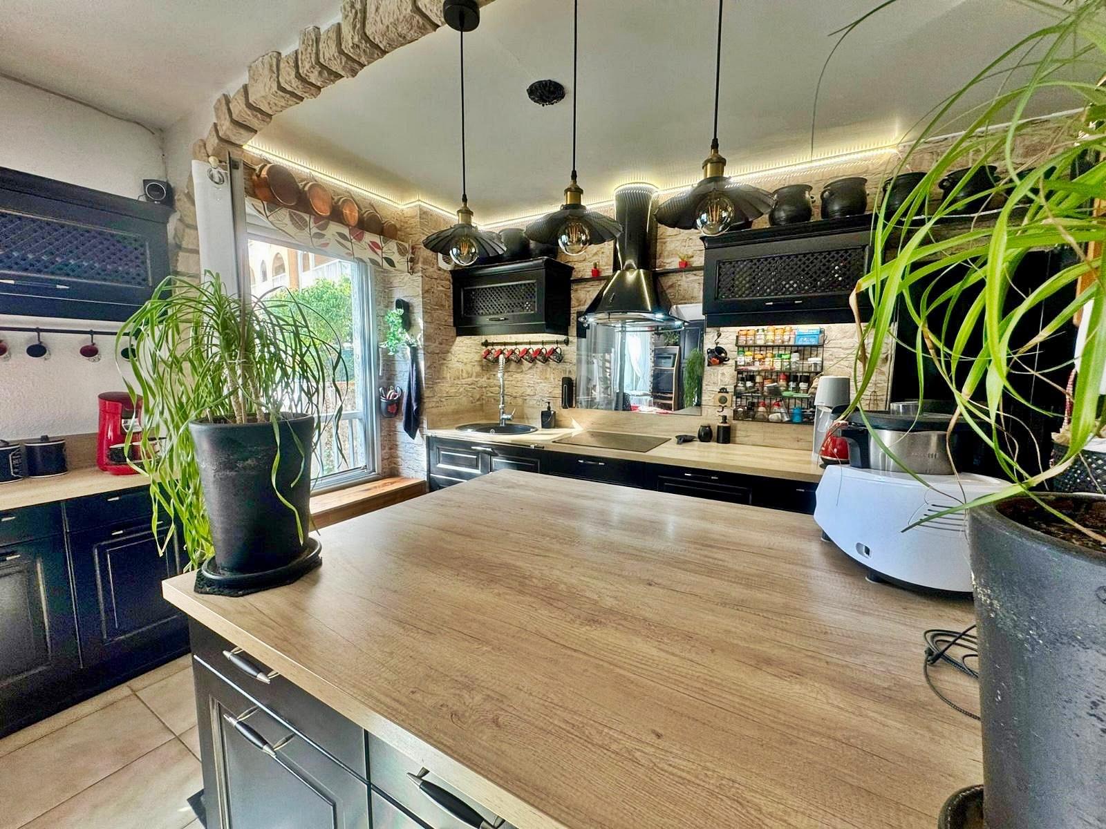 appartement 4 pièces - NICE